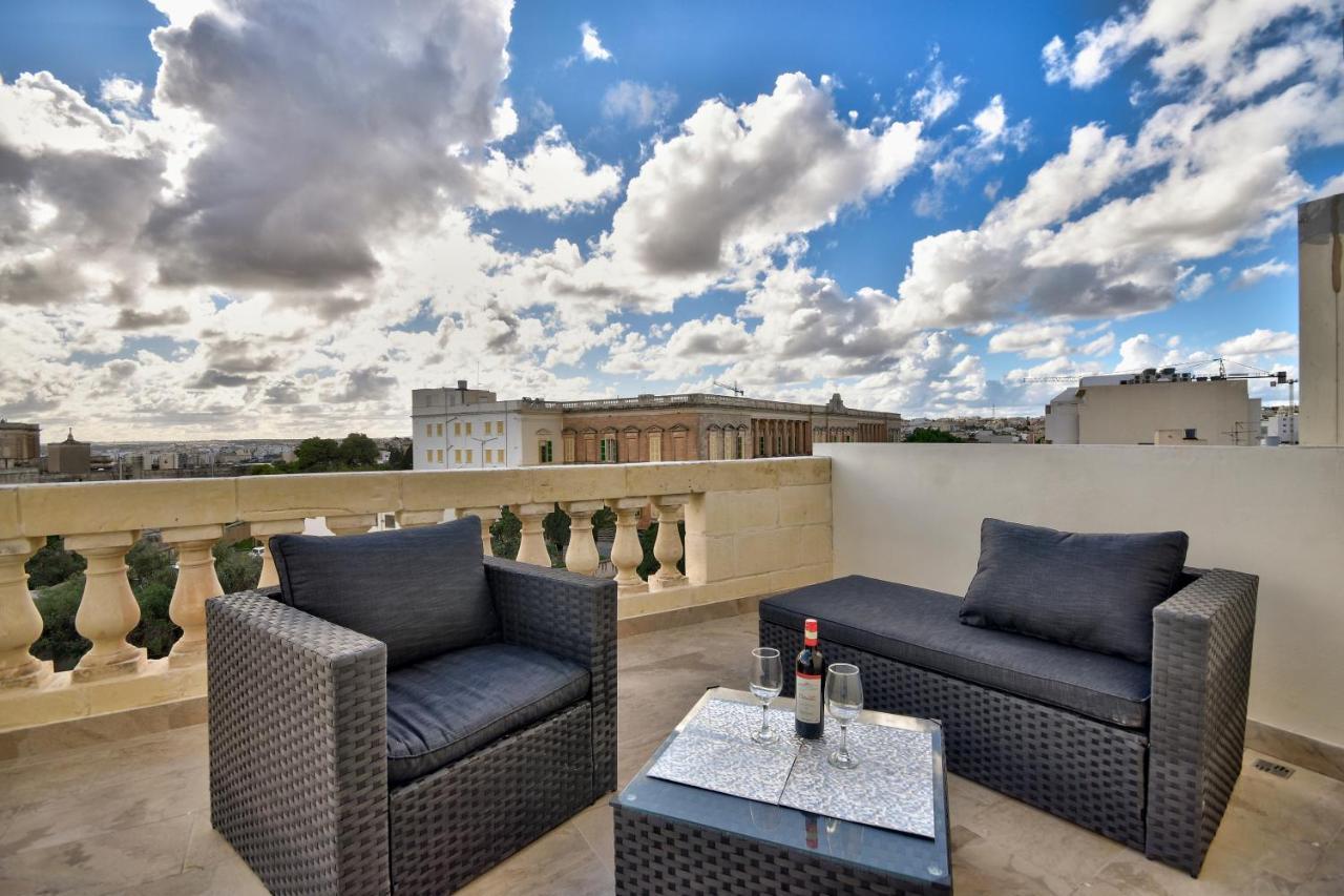 Central Suites St. Julian'S Екстер'єр фото