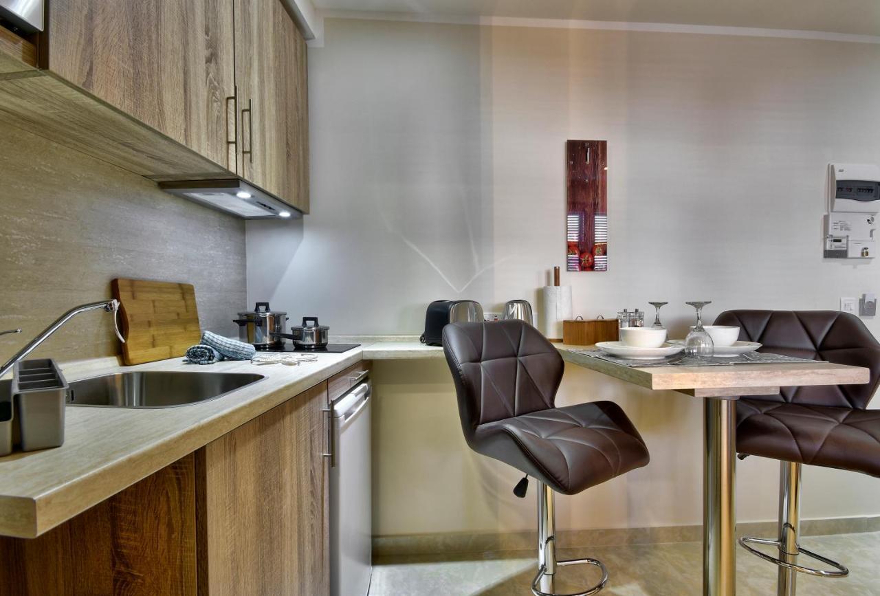 Central Suites St. Julian'S Екстер'єр фото